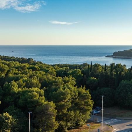 Top Floor Modern Apartment With Incredible Views Pula Buitenkant foto