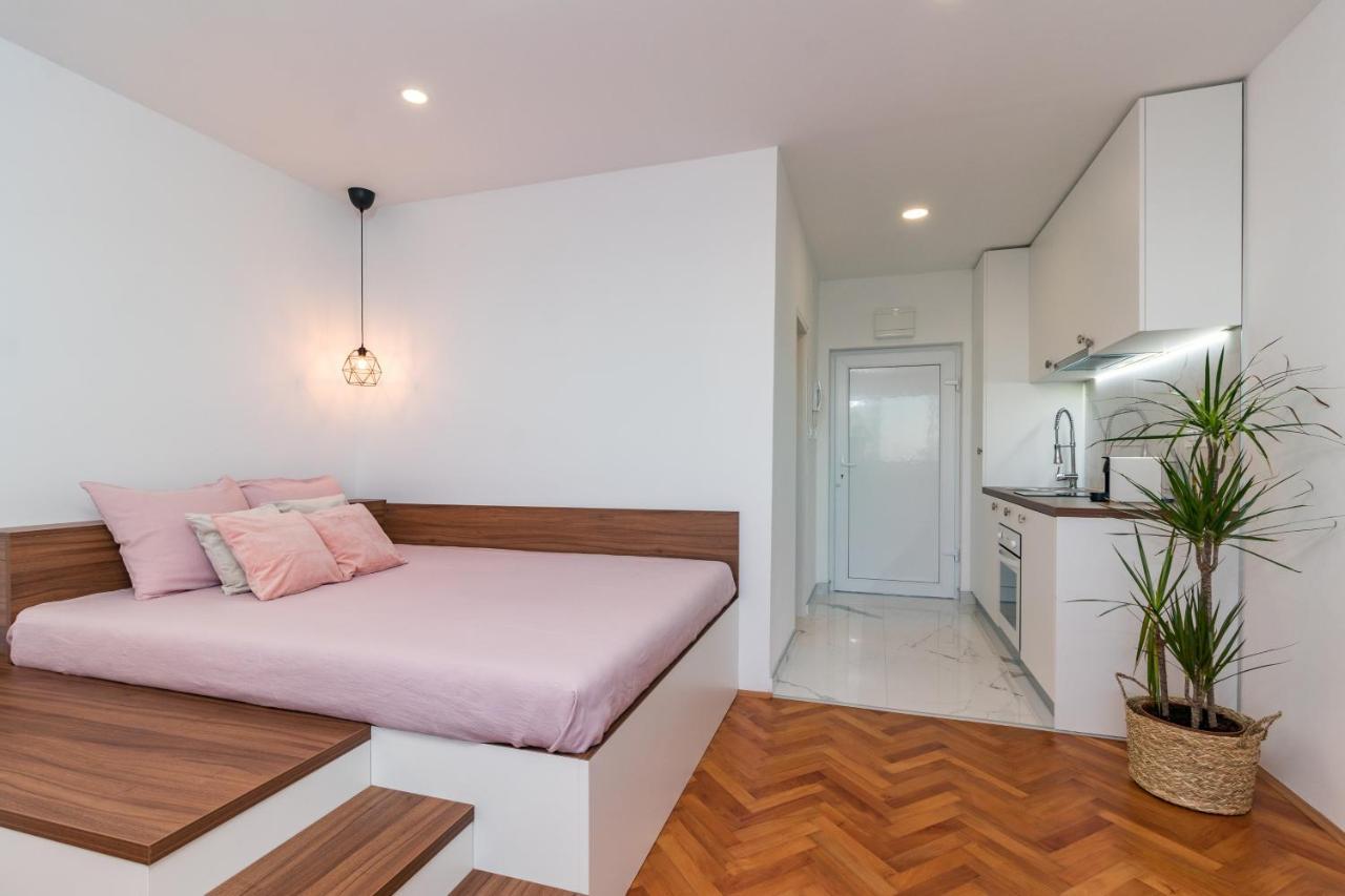 Top Floor Modern Apartment With Incredible Views Pula Buitenkant foto